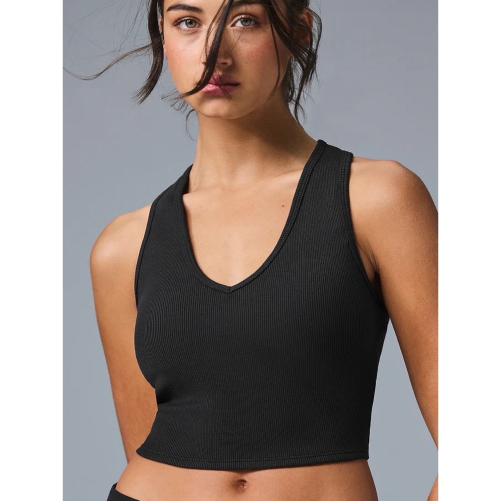 Alo Goddess Ribbed Cropped Racerback Tank in Black
